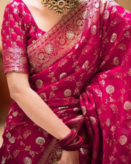 Women Banarasi Saree with Woven Motifs
