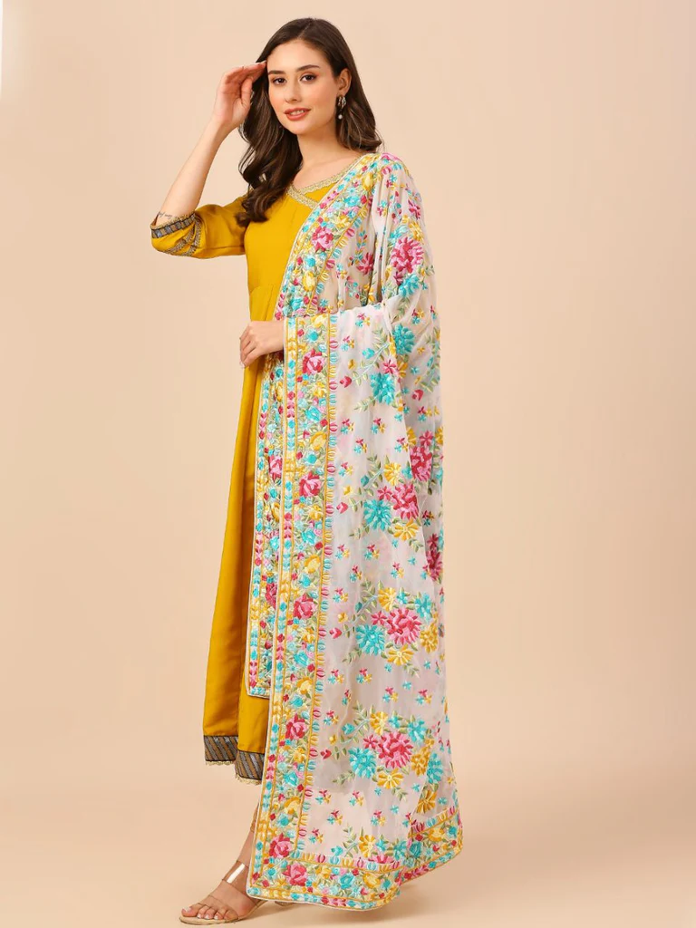UnleashTheDivainyouwiththisdesignerdupatta-103_8b952611-1319-49be-bc56-a3afa03e1c71_1024x1024-1.webp